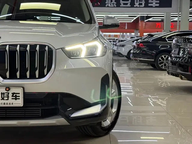 BMW X1 — Фото автомобиля 7