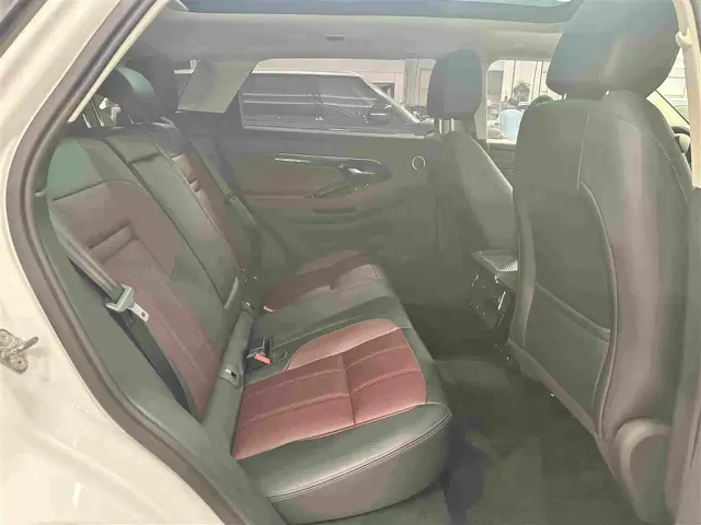 Land Rover Range Rover Evoque — Фото автомобиля 17