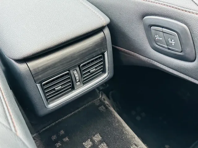 Toyota Camry — Фото автомобиля 21