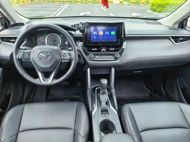 Toyota Frontlander — Фото автомобиля 6