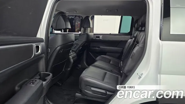 Hyundai Santafe Santa Fe (MX5) Бензин 2.5T 2WD — Фото автомобиля 25