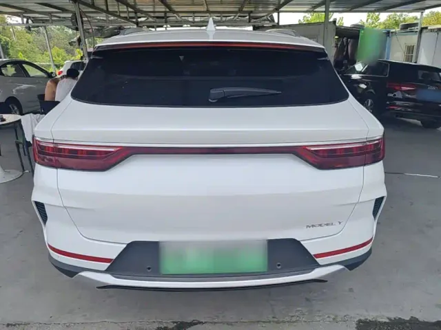 BYD Song PLUS — Фото автомобиля 5