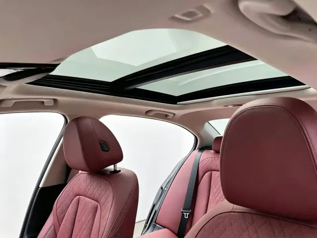 BMW 3 Series — Фото автомобиля 7