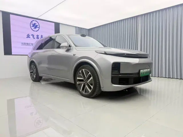 Li Auto L9 — Фото автомобиля 3