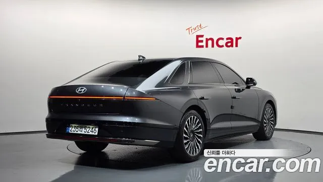 Hyundai Grandeur GN7 — Фото автомобиля 2