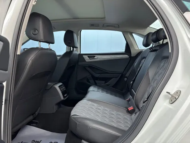 Volkswagen Sagitar — Фото автомобиля 5