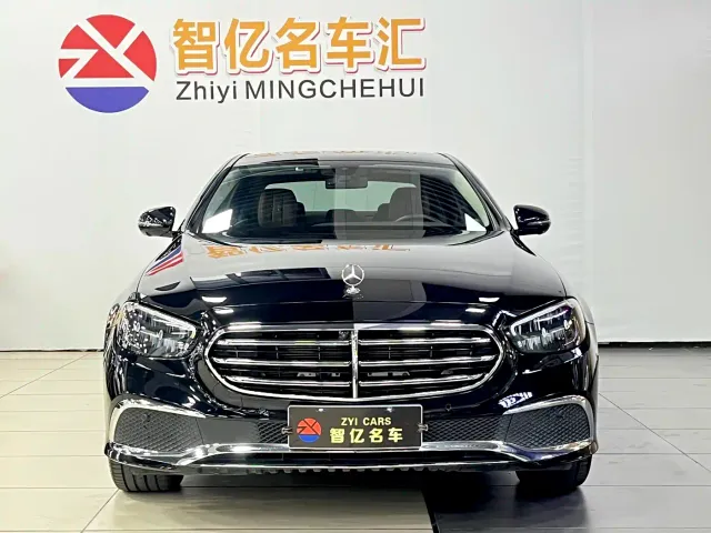 Mercedes-Benz E-Class — Фото автомобиля 2