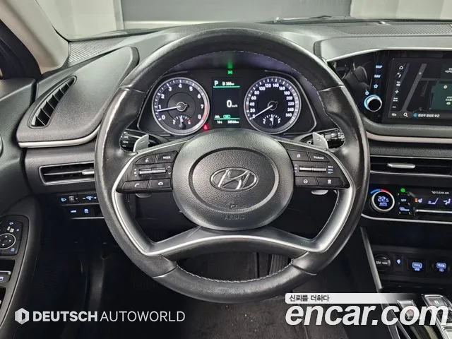 Hyundai Sonata — Фото автомобиля 13
