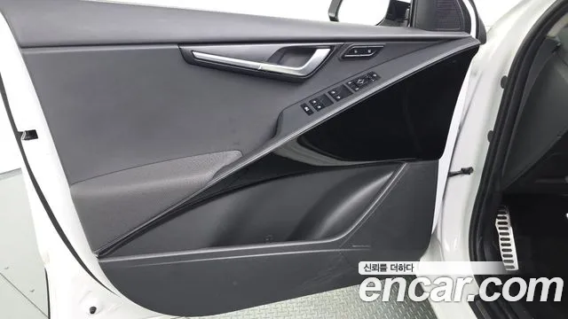 Kia Niro The All New Niro Signature — Фото автомобиля 19