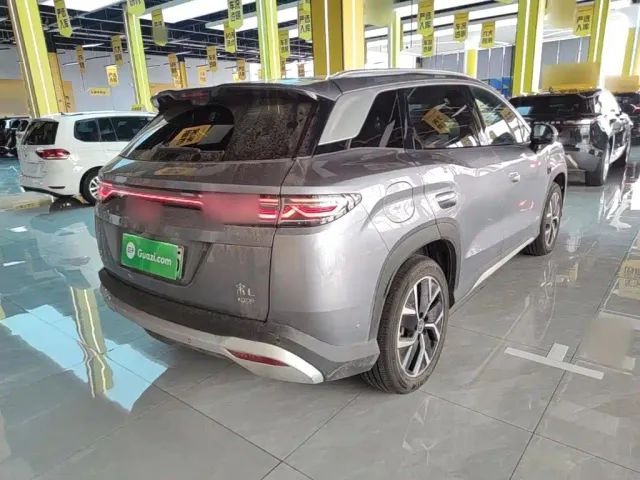 BYD Song L DM-i — Фото автомобиля 6