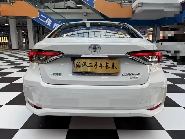 Toyota Corolla — Фото автомобиля 3