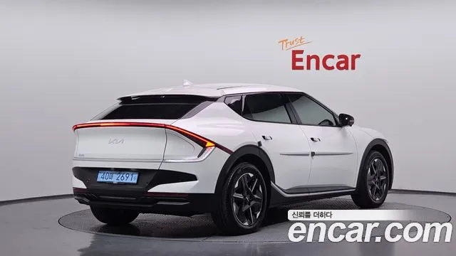 Kia EV6 New — Фото автомобиля 2