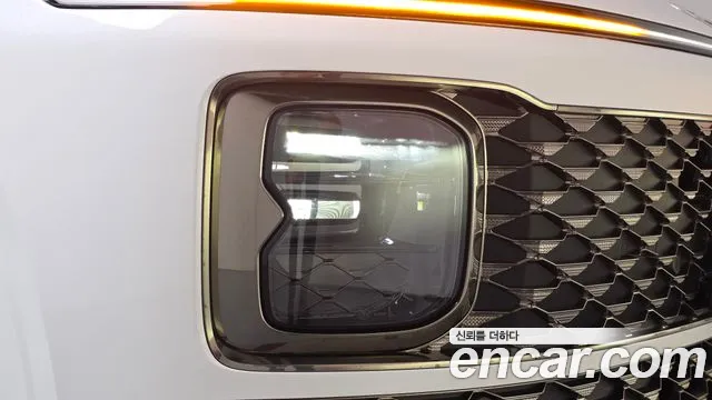 Hyundai Grandeur GN7 — Фото автомобиля 6