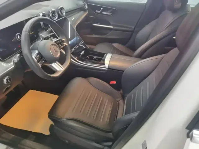 Mercedes-Benz C-Class — Фото автомобиля 14