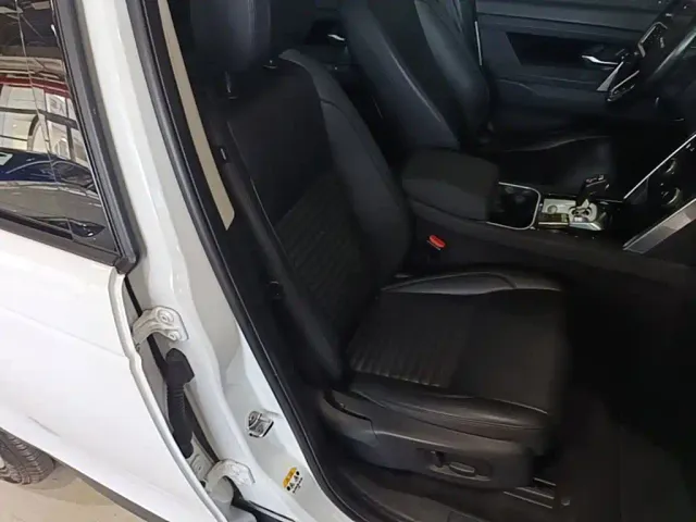 Land Rover Discovery Sport — Фото автомобиля 24