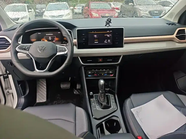 Volkswagen Tharu — Фото автомобиля 9
