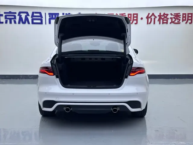 Jaguar XEL — Фото автомобиля 21