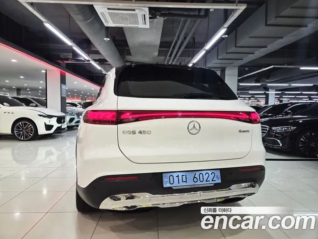 Mercedes-Benz EQS — Фото автомобиля 4