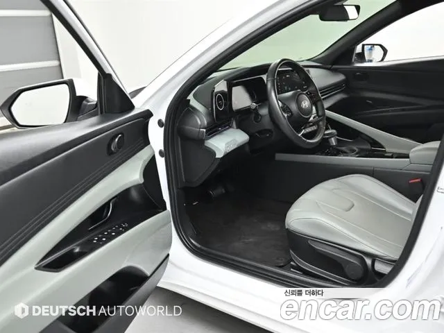 Hyundai Avante CN7 — Фото автомобиля 11
