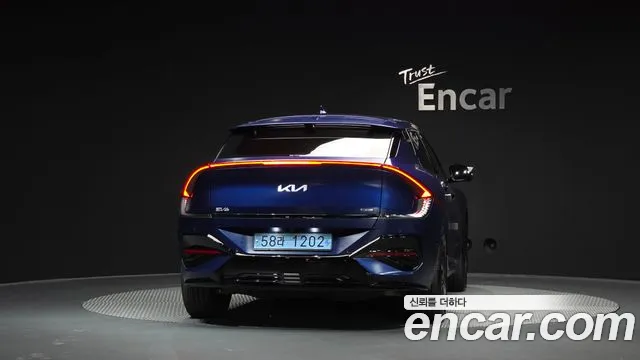 Kia EV6 New — Фото автомобиля 4