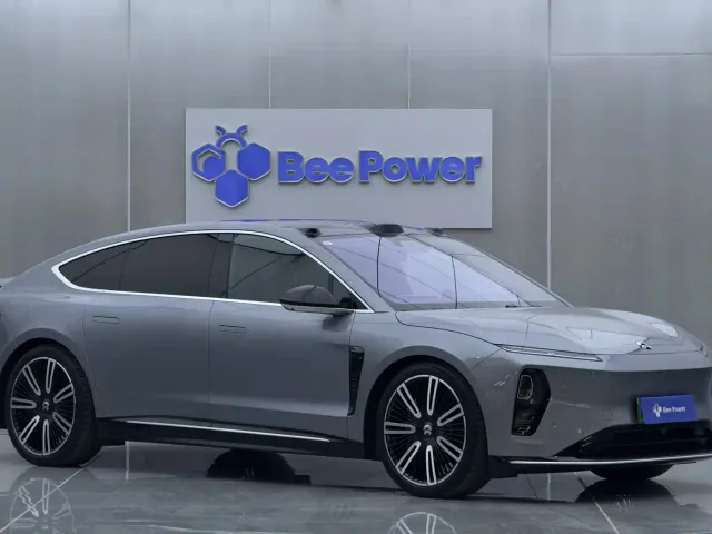 Nio ET9 — Фото автомобиля 3