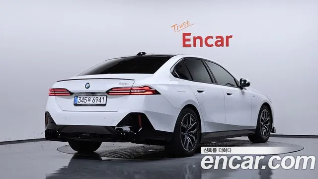 BMW 5 Series G60 — Фото автомобиля 2