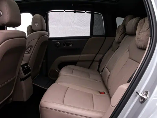 Li Auto i6 — Фото автомобиля 15