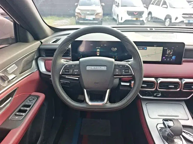 Jetour X70 Plus — Фото автомобиля 10