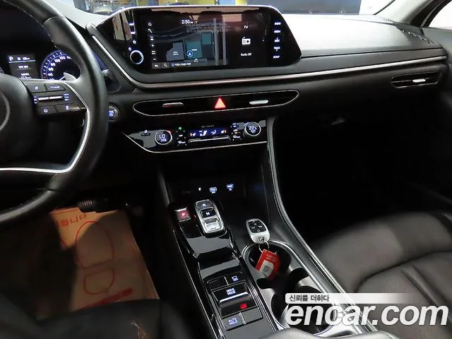 Hyundai Sonata — Фото автомобиля 11