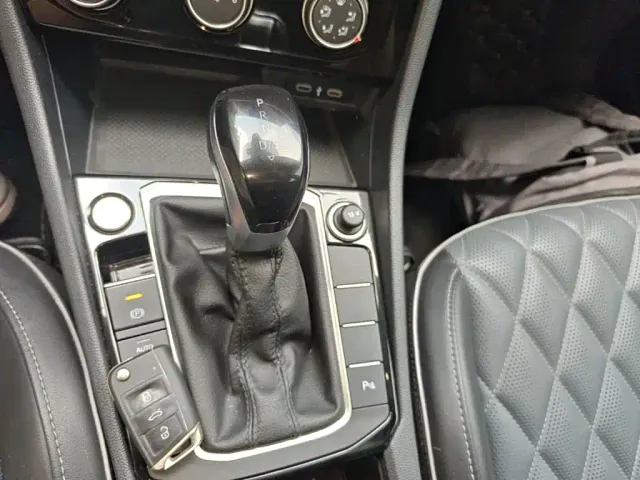 Volkswagen Sagitar — Фото автомобиля 13