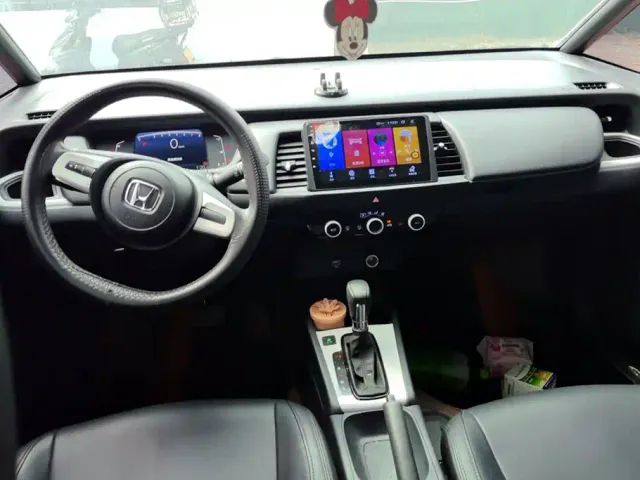 Honda Fit — Фото автомобиля 12