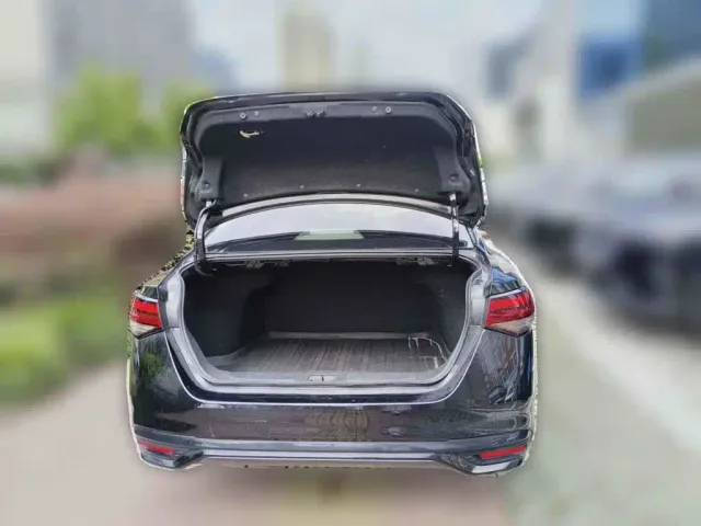 Nissan Sylphy — Фото автомобиля 5