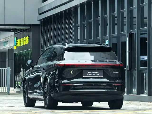 Xpeng G9 — Фото автомобиля 9