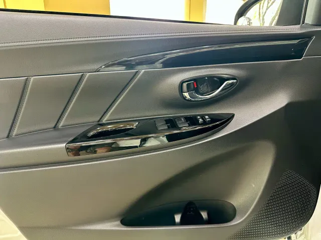 Toyota YARiS L Zhi Xuan — Фото автомобиля 19