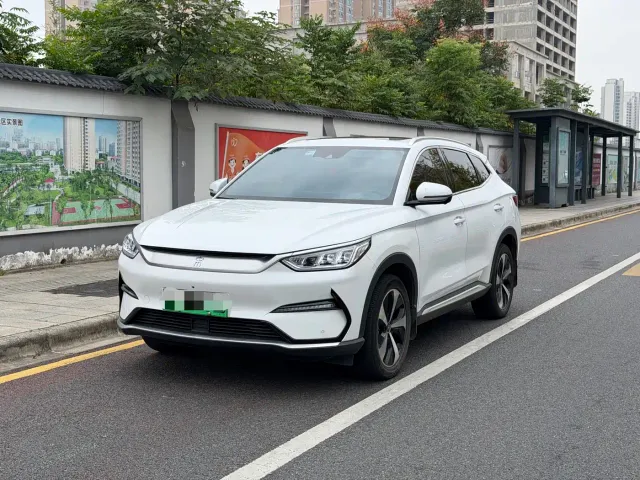 Фотография автомобиля — BYD Song PLUS