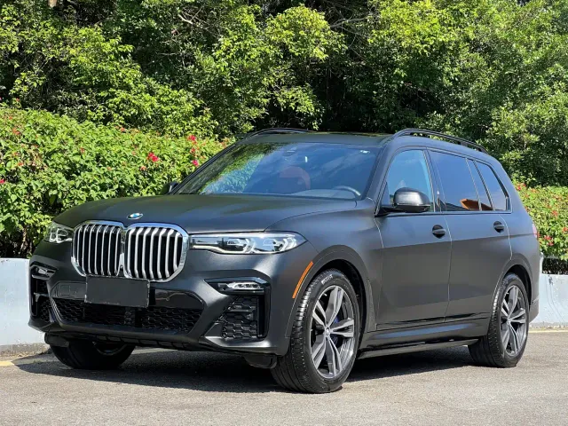 Фотография автомобиля — BMW X7
