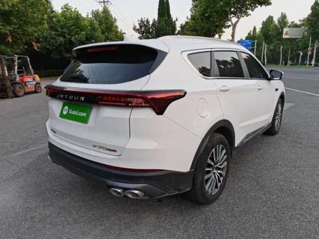 Jetour X70 Plus — Фото автомобиля 6
