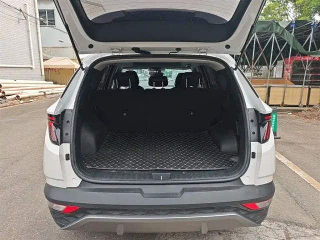Hyundai Tucson — Фото автомобиля 18