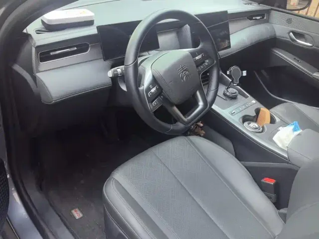 BYD Qin PLUS — Фото автомобиля 12
