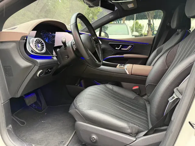 Mercedes-Benz EQS — Фото автомобиля 3