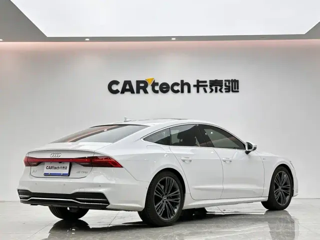 Audi A7 — Фото автомобиля 5
