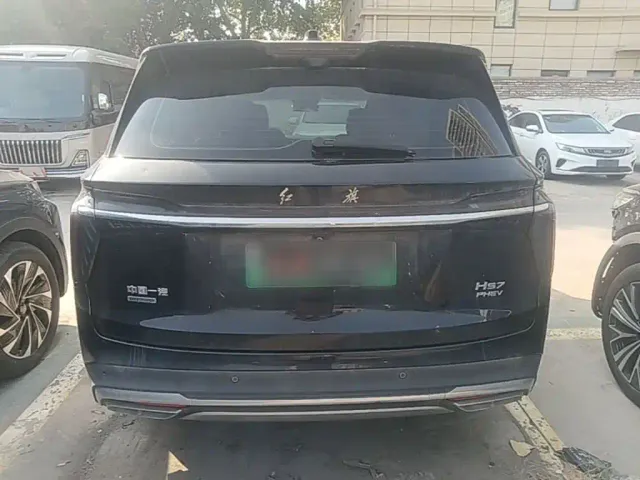 Hongqi HS7 PHEV — Фото автомобиля 5