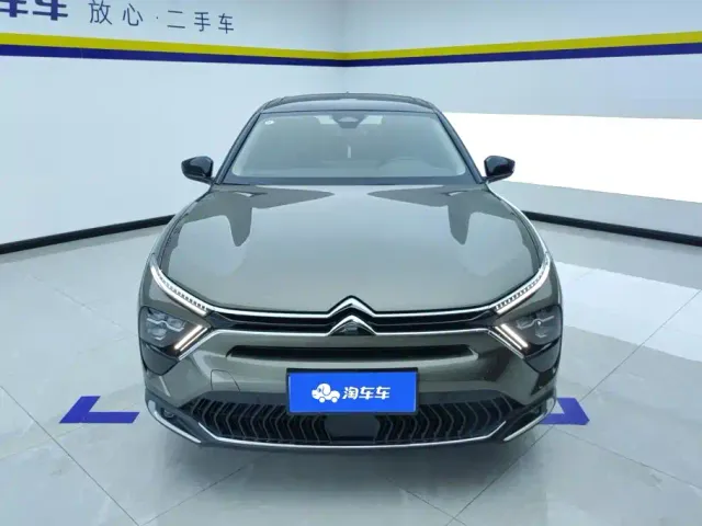 Citroen C5 X — Фото автомобиля 2
