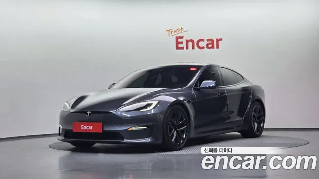 Фотография автомобиля — Tesla Model S