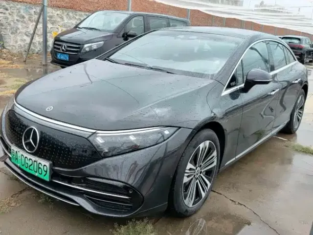 Фотография автомобиля — Mercedes-Benz EQS