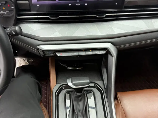 Geely Vision X6 — Фото автомобиля 9