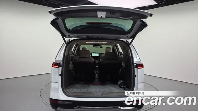 Kia Canival Carnival 4 поколение Дизель 7 мест Noblesse — Фото автомобиля 20