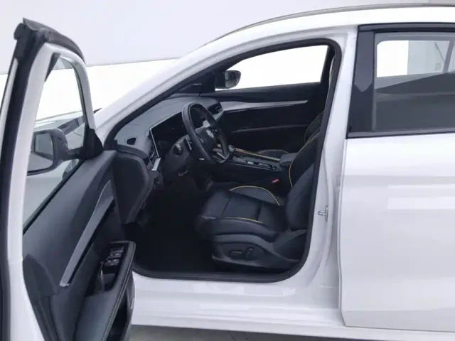 MG 5 Scorpio — Фото автомобиля 9