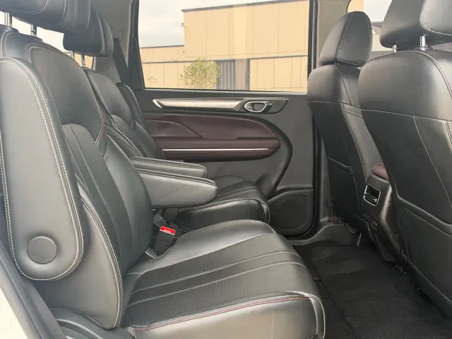 GAC Trumpchi M6 — Фото автомобиля 11