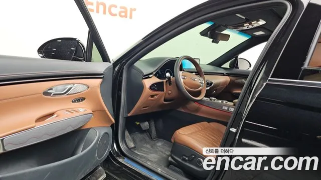 Genesis GV70 2.5T Бензин AWD — Фото автомобиля 10